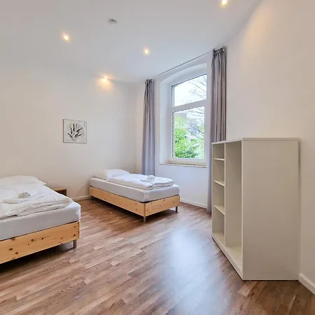 Appartement Tolstov - 1 Or 3 - 20 Min Messe Dus And Old Town Dus